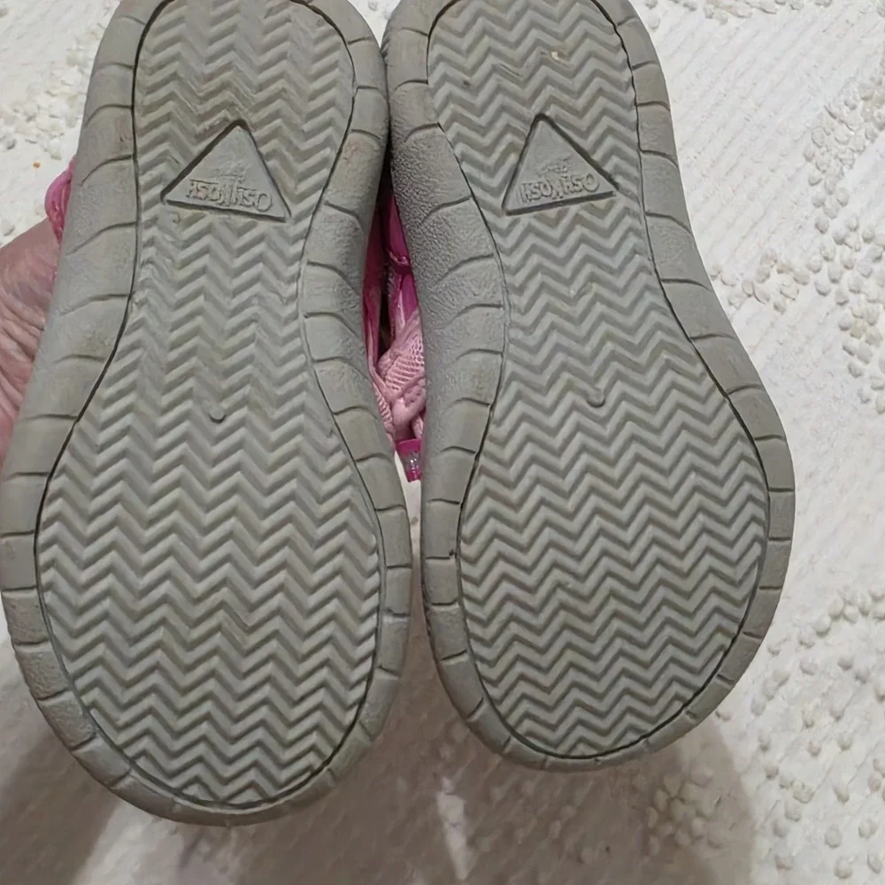 OshKosh Toddler Girls Everyplay Bump Toe Sandal Size 7 M Outdoor